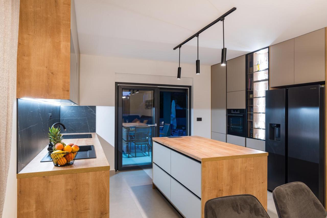 Holiday House Vito زادار المظهر الخارجي الصورة