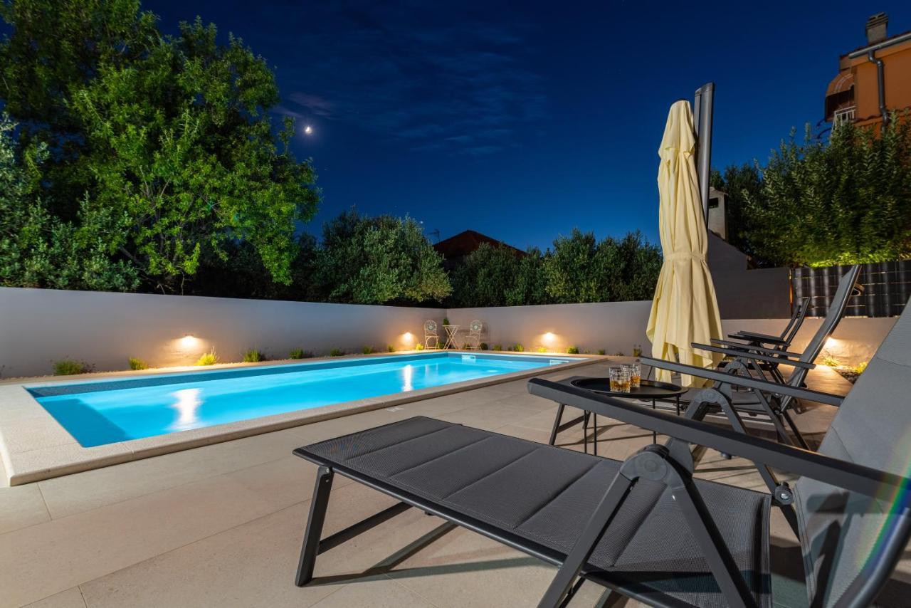 Holiday House Vito زادار المظهر الخارجي الصورة